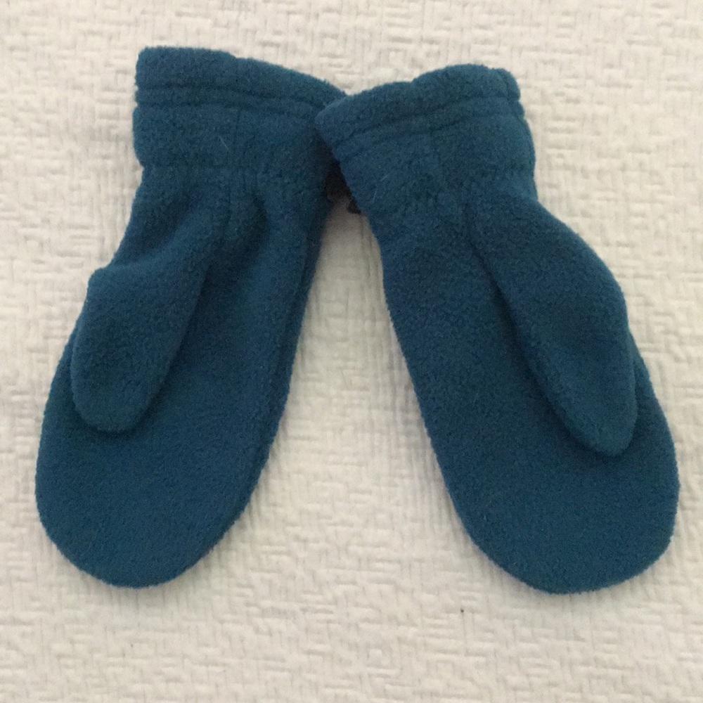 Fleece mittens